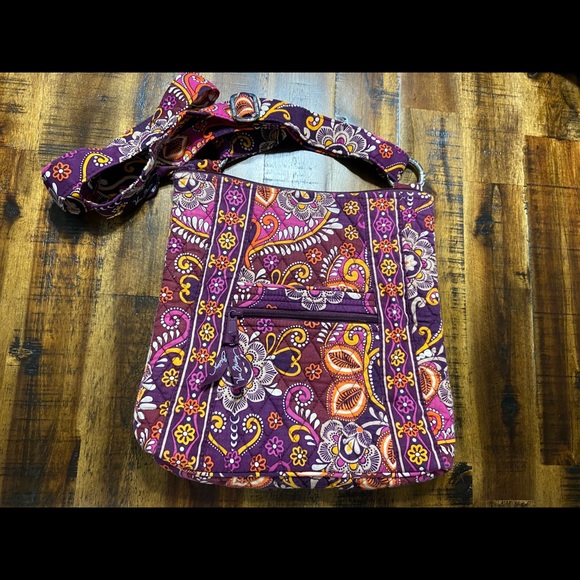 Vera Bradley Handbags - Vera Bradley Crossbody
